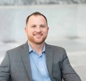 Dustin Tracy Profile Photo